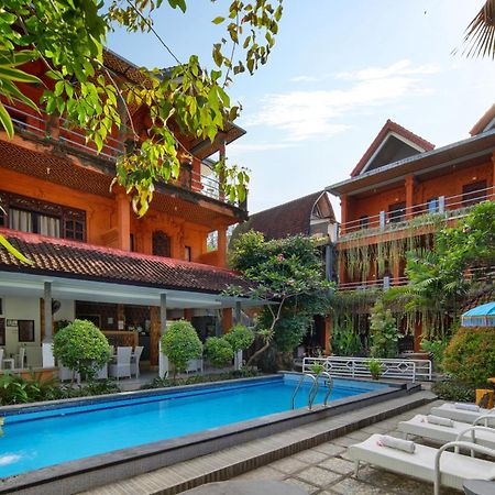 Hotel Lumbung Sari Legian Extérieur photo