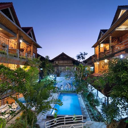 Hotel Lumbung Sari Legian Extérieur photo
