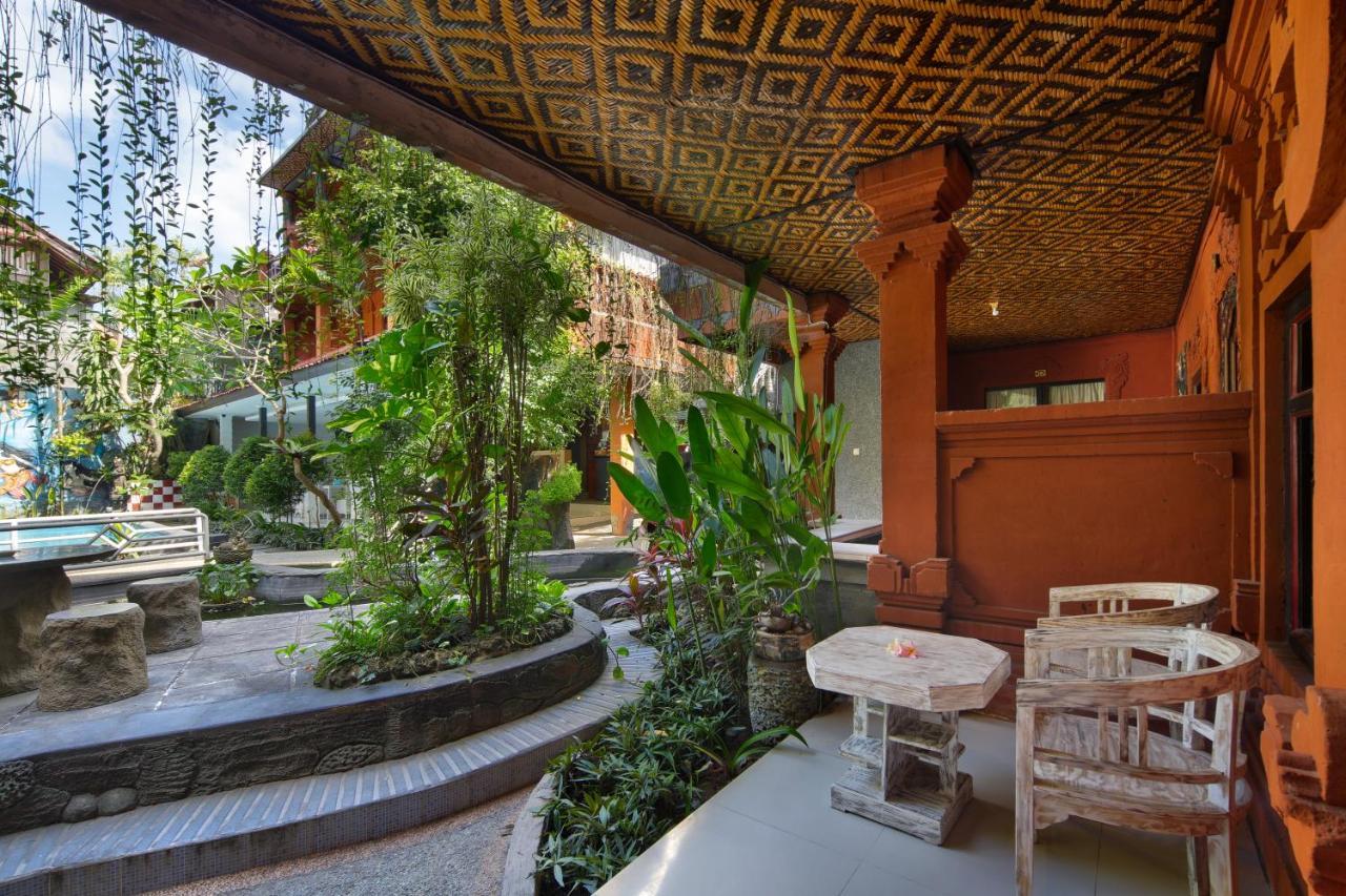 Hotel Lumbung Sari Legian Extérieur photo